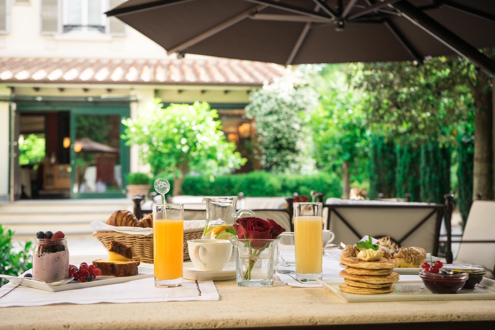 Hotel Regency - Small Luxury Hotels Of The World Флоренція Екстер'єр фото